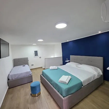 L'approdo Di Dante Naples